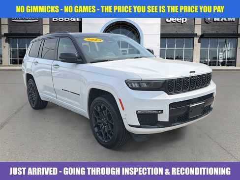 Used 2023 Jeep Grand Cherokee L Summit w/ Advanced Protech Group IV AWD/4WD image 1