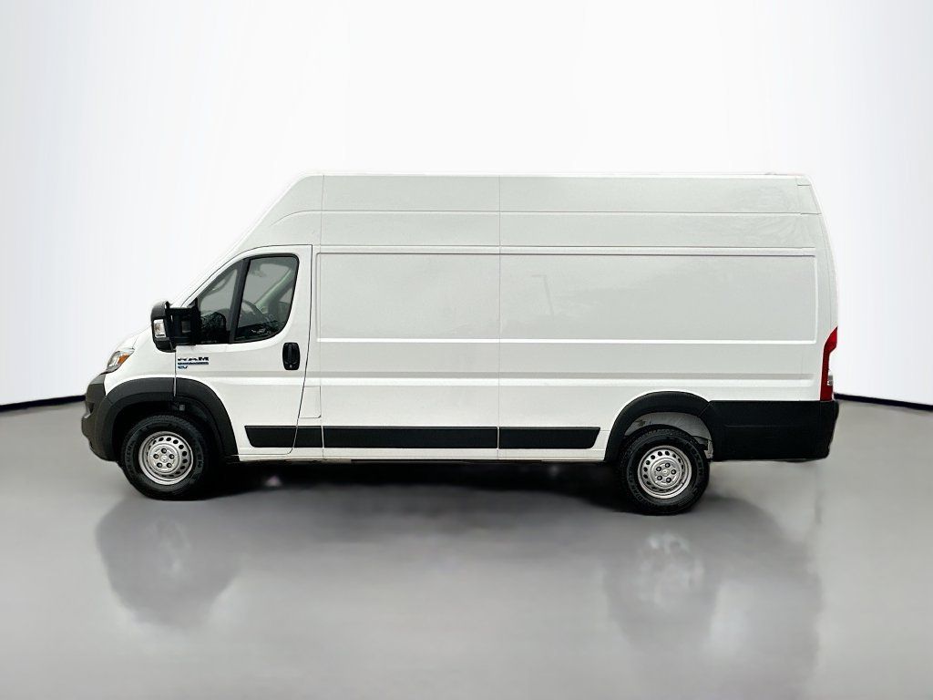 Used 2024 RAM ProMaster 3500 w/ Delivery Van Package FWD image 4