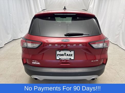 Used 2021 Ford Escape SEL image 3