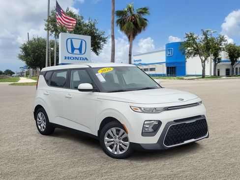 Used 2020 Kia Soul LX FWD image 1