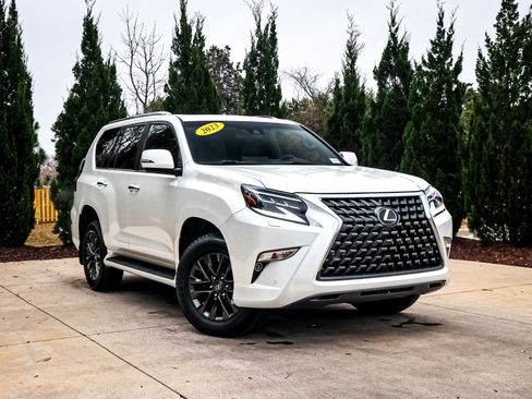 Used 2023 Lexus GX 460 Premium w/ Premium Package image 2