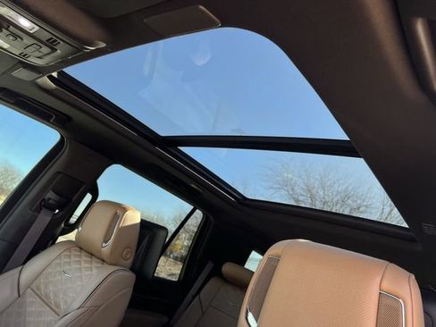 Used 2023 Cadillac Escalade Premium Luxury w/ Performance Package image 24