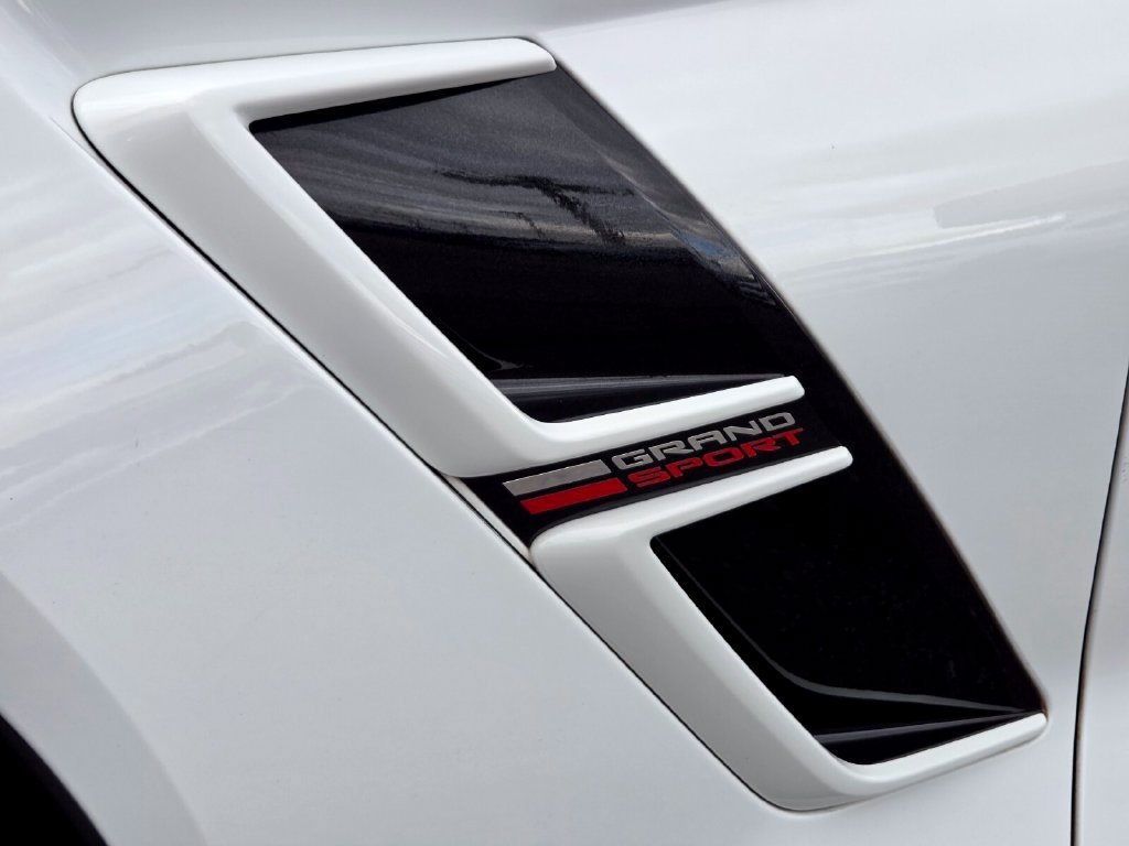 Used 2019 Chevrolet Corvette Grand Sport RWD image 13