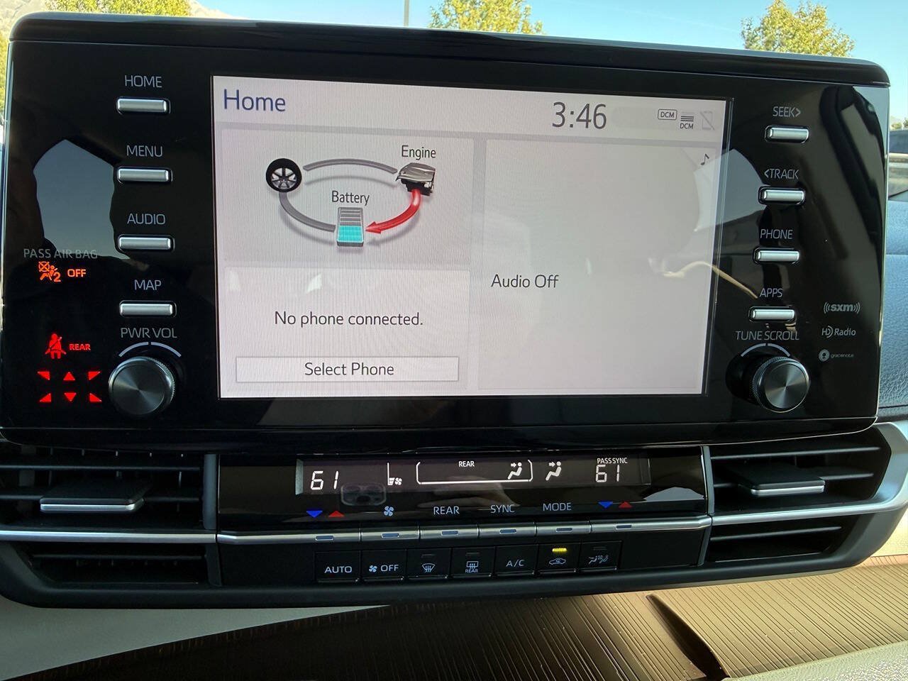 Used 2024 Toyota Sienna LE AWD/4WD image 37