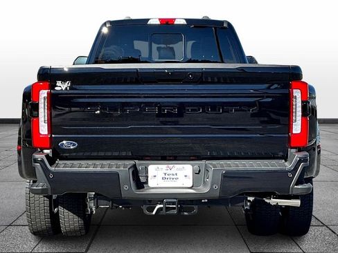 New 2026 Ford F450 Platinum w/ FX4 Off-Road Package image 4