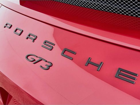 Certified 2018 Porsche 911 GT3 RWD image 26