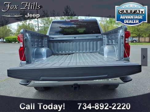 Used 2024 Chevrolet Silverado 1500 LT AWD/4WD image 10
