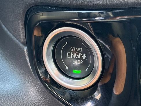 Used 2025 Chevrolet Silverado 1500 ZR2 w/ Technology Package AWD/4WD image 15