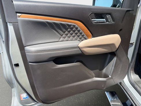 New 2026 GMC Canyon Denali AWD/4WD image 17
