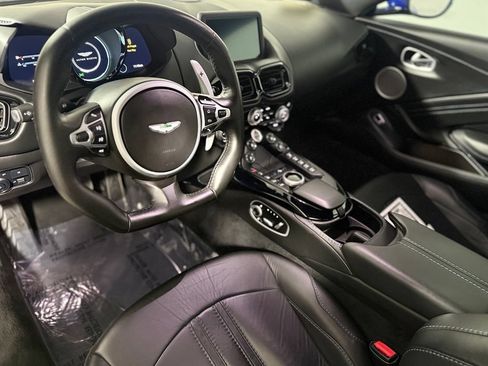 Used 2020 Aston Martin V8 Vantage Coupe RWD image 19