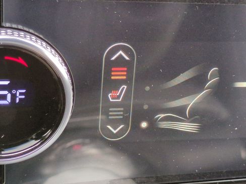 Certified 2024 Genesis GV70 3.5T Sport image 24