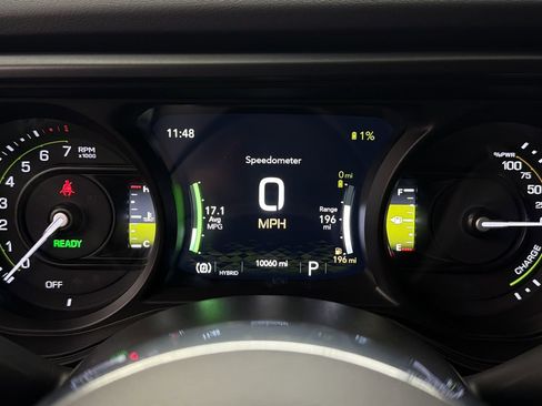 Used 2025 Jeep Wrangler Unlimited Sahara w/ Safety Group AWD/4WD image 30
