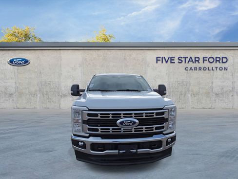 Certified 2025 Ford F250 XLT image 3