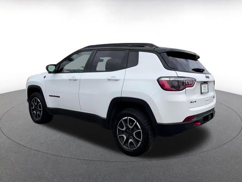 Used 2025 Jeep Compass Trailhawk w/ Trailer Tow Group image 10