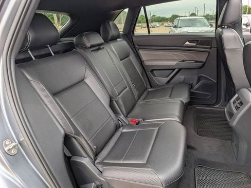 Used 2021 Volkswagen Atlas Cross Sport SEL AWD/4WD image 28