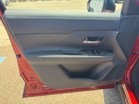 New 2026 Nissan Kicks SV w/ SV Premium Package AWD/4WD image 10