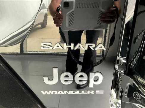 New 2024 Jeep Wrangler Sahara w/ Safety Group image 10