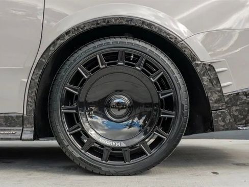 Used 2026 Rolls-Royce Cullinan image 48