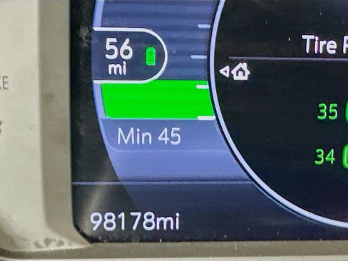 Used 2023 Chevrolet Bolt EUV LT w/ Driver Confidence Package FWD image 19