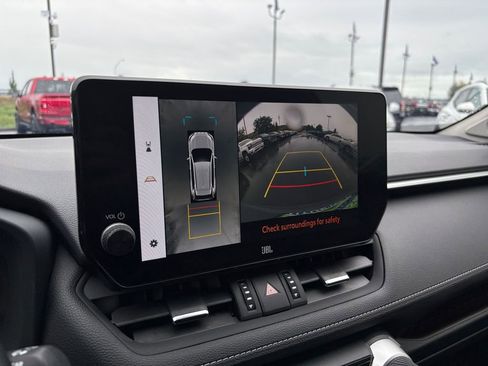 Used 2023 Toyota RAV4 Limited image 20