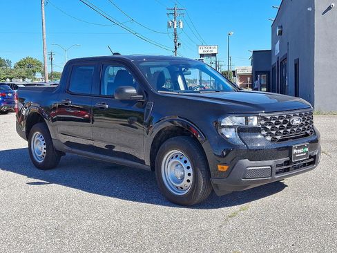 New 2025 Ford Maverick XL w/ Equipment Group 102A image 2