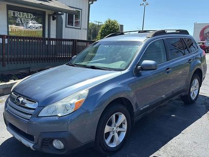 Used 2014 Subaru Outback 2.5i Limited w/ Moonroof Package