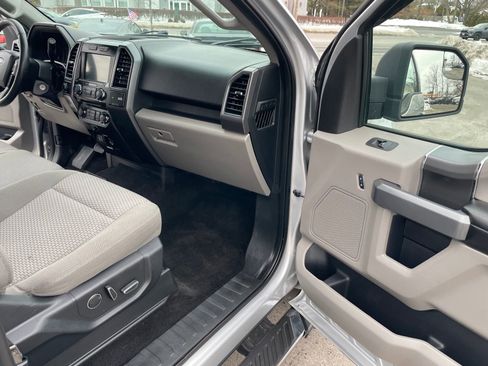 Used 2017 Ford F150 XLT w/ Equipment Group 302A Luxury image 13
