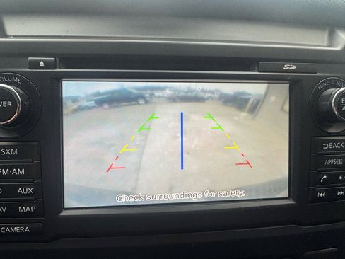 Used 2016 Nissan Titan S image 22