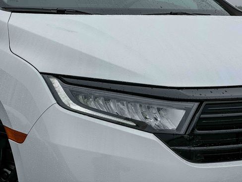 Certified 2024 Honda Odyssey Sport image 4