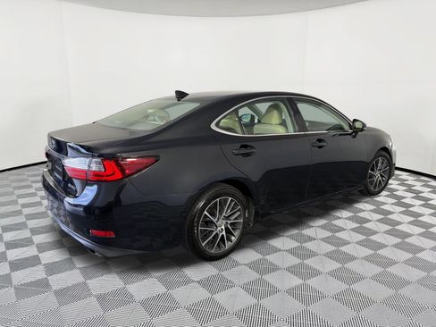 Used 2016 Lexus ES 350 w/ Luxury Package w/Wood Trim FWD image 9