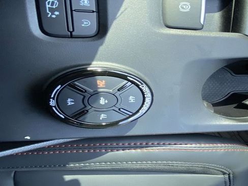 Used 2025 Ford Ranger Raptor image 32