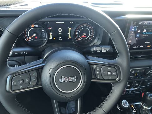 New 2026 Jeep Wrangler Unlimited Rubicon image 14