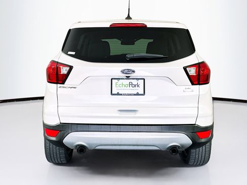 Used 2019 Ford Escape SE image 7