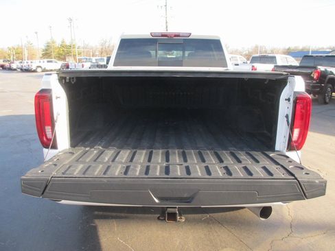 Used 2023 GMC Sierra 2500 Denali w/ Denali Ultimate Package image 8
