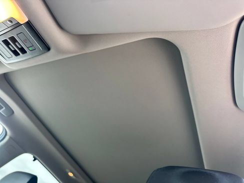 Used 2025 Nissan Rogue SV w/ SV Premium Package FWD image 49