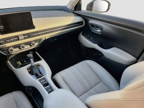 Used 2024 Honda HR-V EX-L image 24