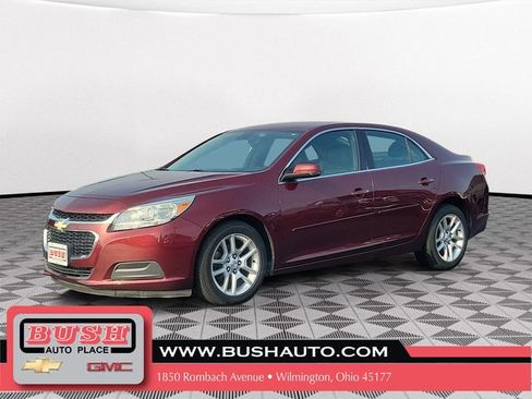 Used 2015 Chevrolet Malibu LT w/ Power Convenience Package FWD image 2