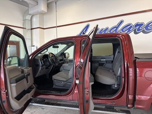 Used 2016 Ford F150 XLT w/ Equipment Group 302A Luxury image 7