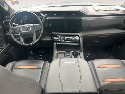 Used 2024 GMC Sierra 2500 AT4 w/ AT4 Premium Plus Package AWD/4WD image 12