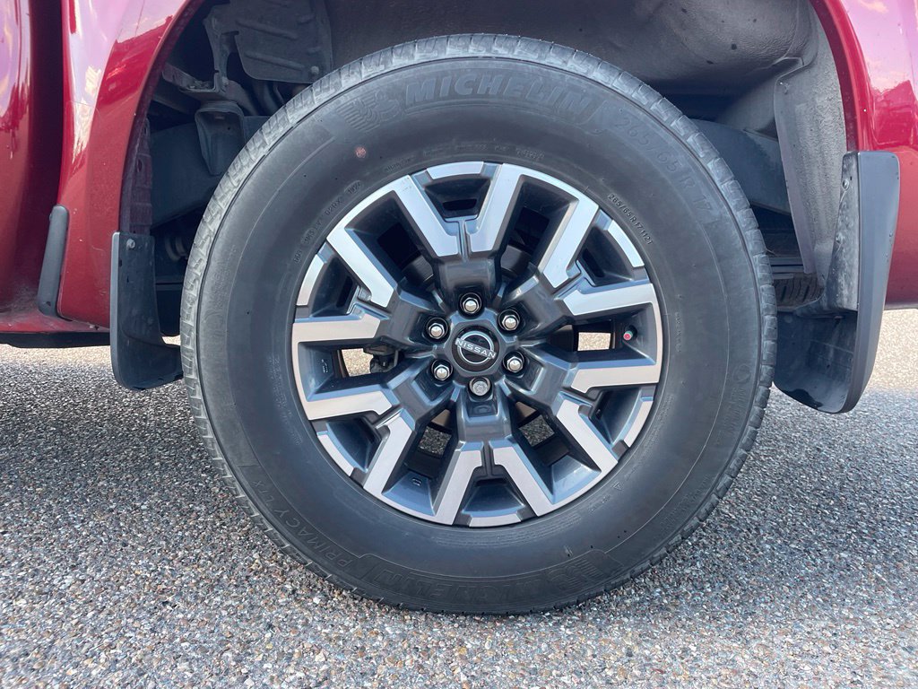 Used 2024 Nissan Frontier SL w/ Technology Package RWD image 2