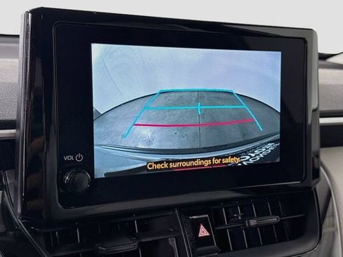Certified 2025 Toyota Corolla Cross LE w/ Moonroof Package FWD image 15