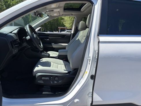 Used 2026 Honda CR-V EX-L image 11