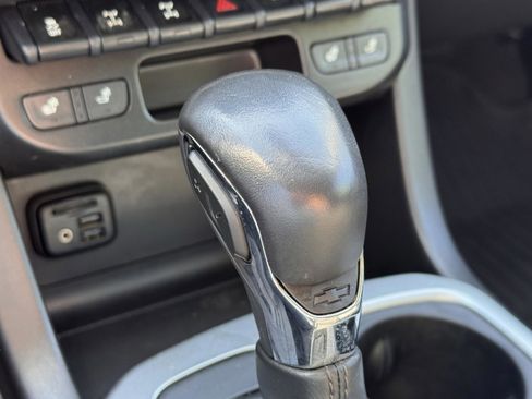 Used 2022 Chevrolet Colorado ZR2 AWD/4WD image 23