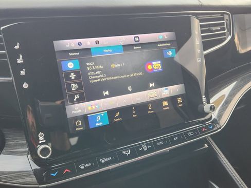 Used 2022 Jeep Wagoneer Series III w/ Premium Group I image 23