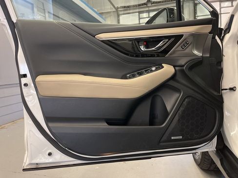 Used 2021 Subaru Outback Limited XT image 9