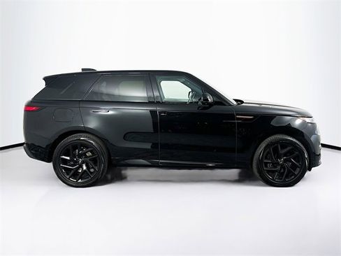 Certified 2023 Land Rover Range Rover Sport SE Dynamic image 4
