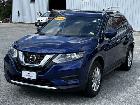 Used 2020 Nissan Rogue SV AWD/4WD image 3