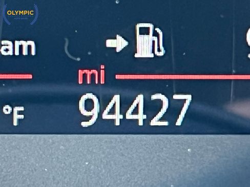 Used 2017 MINI Cooper Clubman ALL4 w/ Premium Package image 26