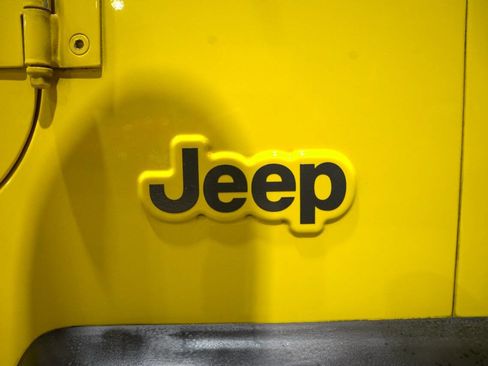 Used 2000 Jeep Wrangler Sport image 36