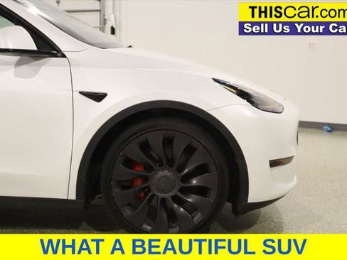 Used 2022 Tesla Model Y Performance AWD/4WD image 10